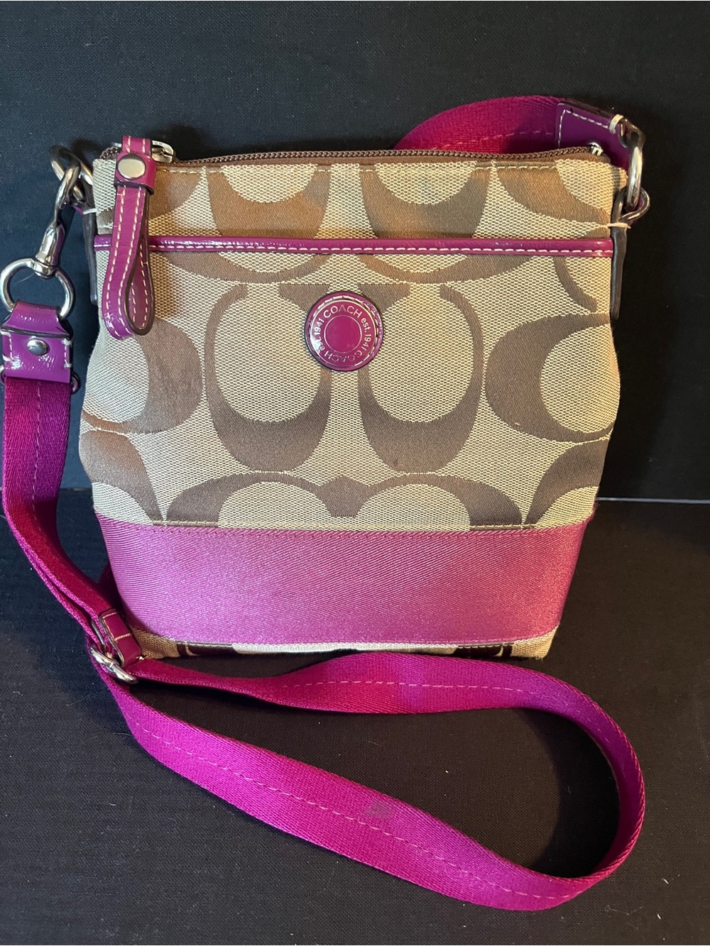 Coach Crossbody Bag with Brown Signature Canvas and Magenta Trim - Picture 2 of 6